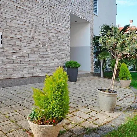 Vaal In Rovinj, With Balcony Apartment *