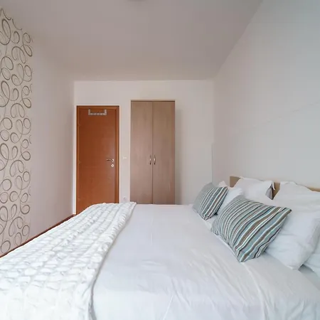 Apartment Stylish Seaside In *